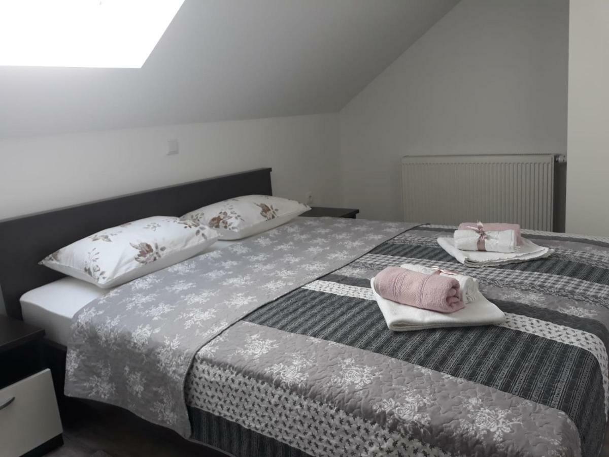 Apartman Diva Otočac Exterior foto